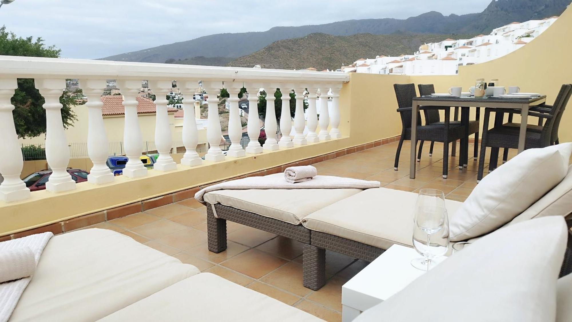 Charming & Sunny Apartment With Ocean View Costa Adeje  Kültér fotó